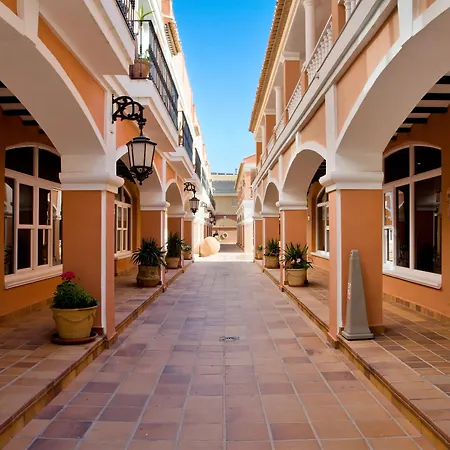 Aparthotel Lloyds Club Torrevieja
