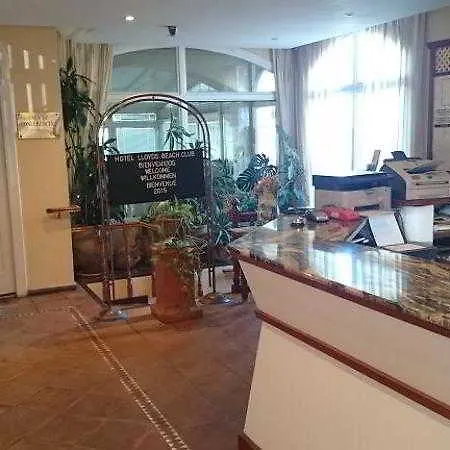 Lloyds Club Aparthotel