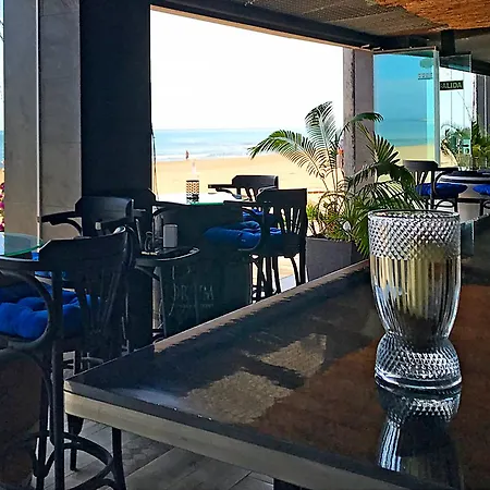 Apartmanhotel Lloyds Club 3*