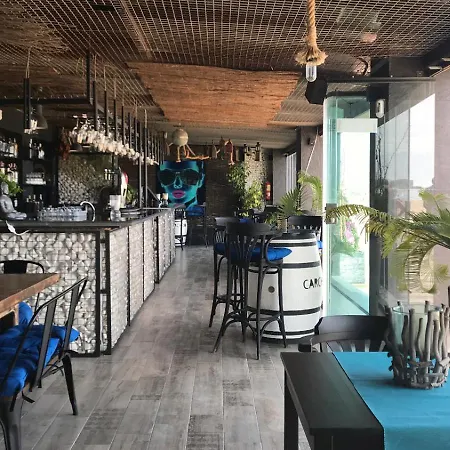 Lloyds Club Apartmanhotel