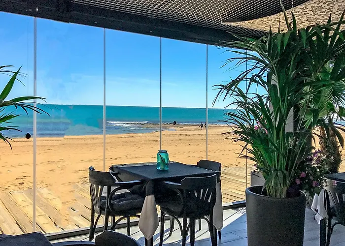 Lloyds Club Lejlighedshotel 3*