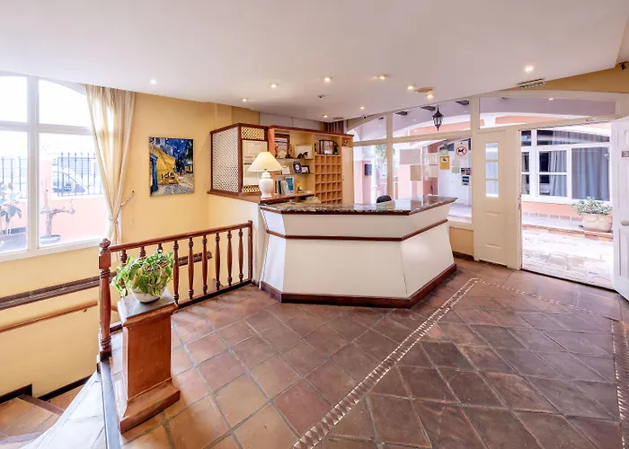 Apartmanhotel Lloyds Club 3*