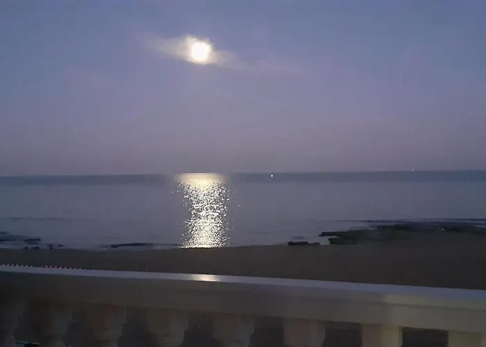 Aparthotel Lloyds Club