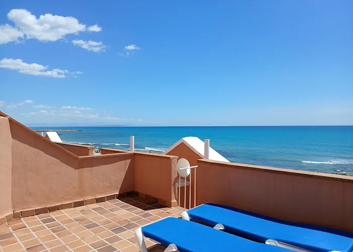 Lloyds Club Lejlighedshotel 3*