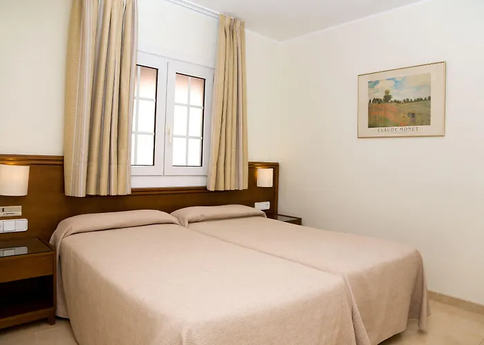 Lloyds Club Lejlighedshotel