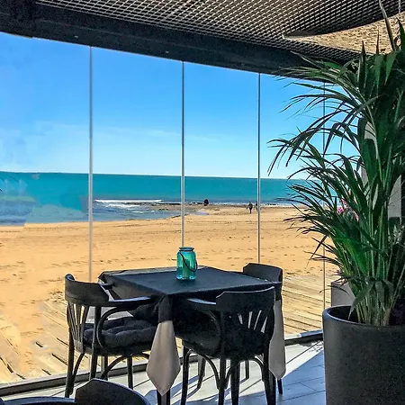 Lloyds Club Lejlighedshotel 3*