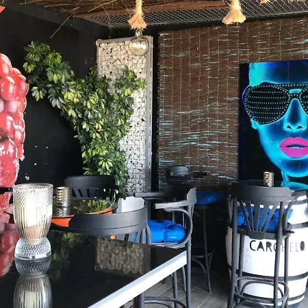 Lloyds Club شقة فندقية تورّيفيِخا