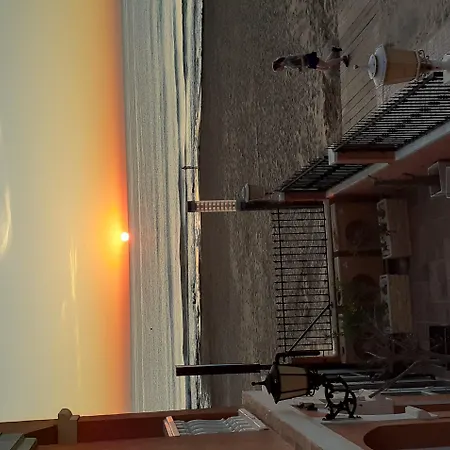 Lloyds Club 3* تورّيفيِخا