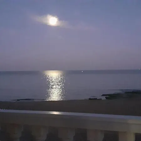 شقة فندقية Lloyds Club