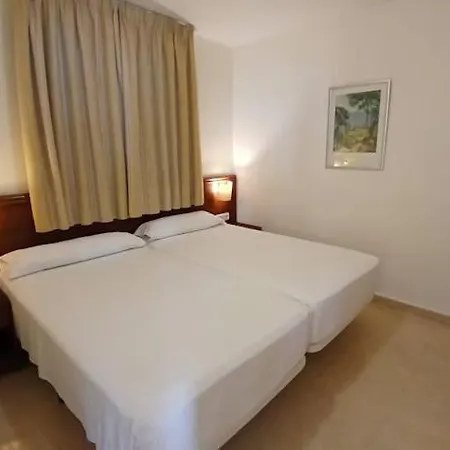 Lloyds Club 3* تورّيفيِخا