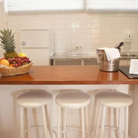 Aparthotel Lloyds Club 3*