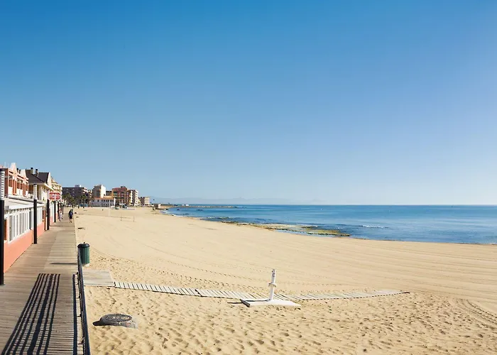 公寓式酒店 劳依兹海滩俱乐部酒店 3*